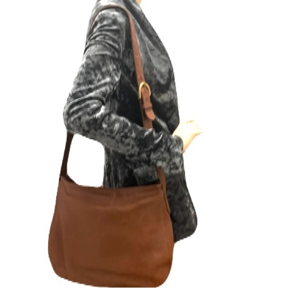 Coach Soho Zip Hobo Leather Shoulder Bag